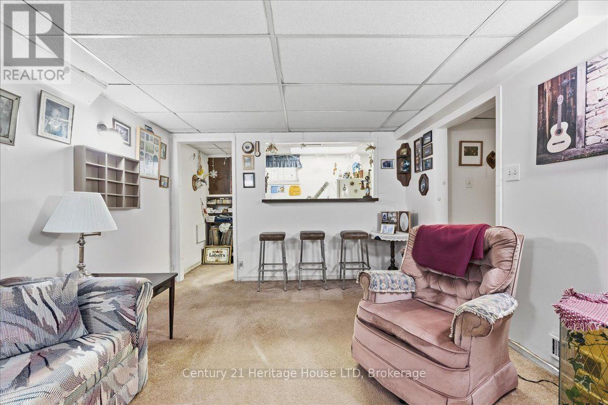 26 Coventry Street, St. Catharines, Ontario  L2R 2X7 - Photo 19 - X13854160
