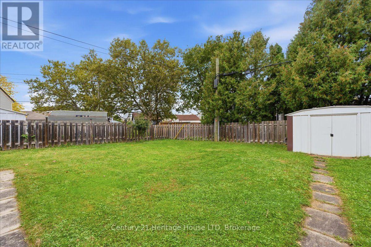 26 Coventry Street, St. Catharines, Ontario  L2R 2X7 - Photo 24 - X13854160