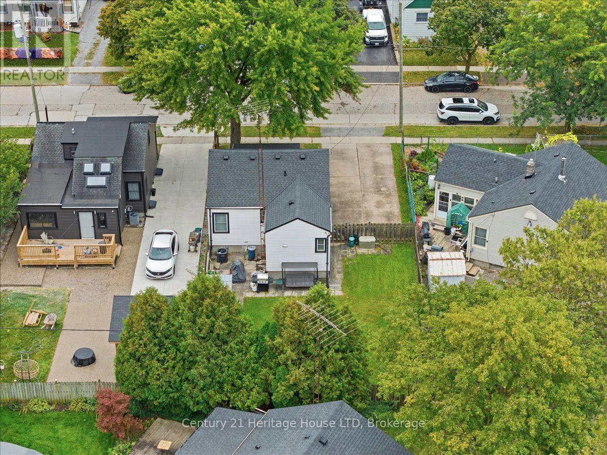 26 Coventry Street, St. Catharines, Ontario  L2R 2X7 - Photo 26 - X13854160