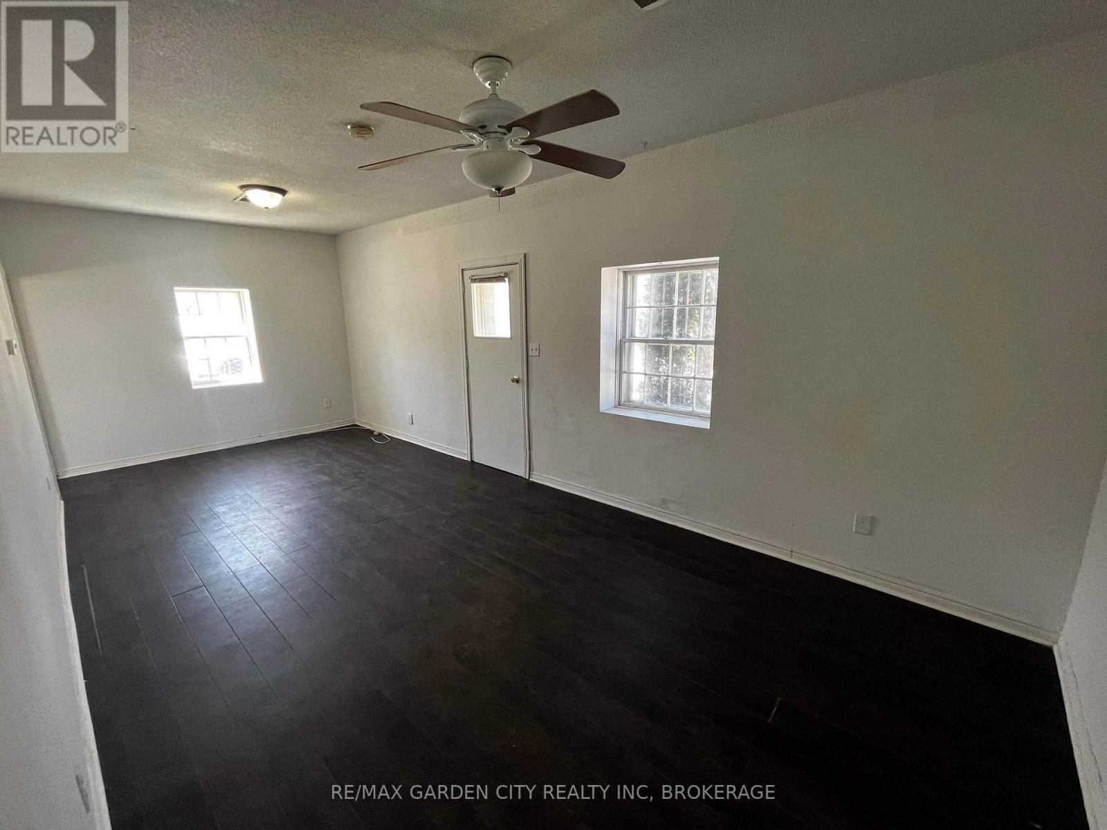 1 - 29 Rykert Street, St. Catharines, Ontario  L2S 1Y8 - Photo 3 - X13854244