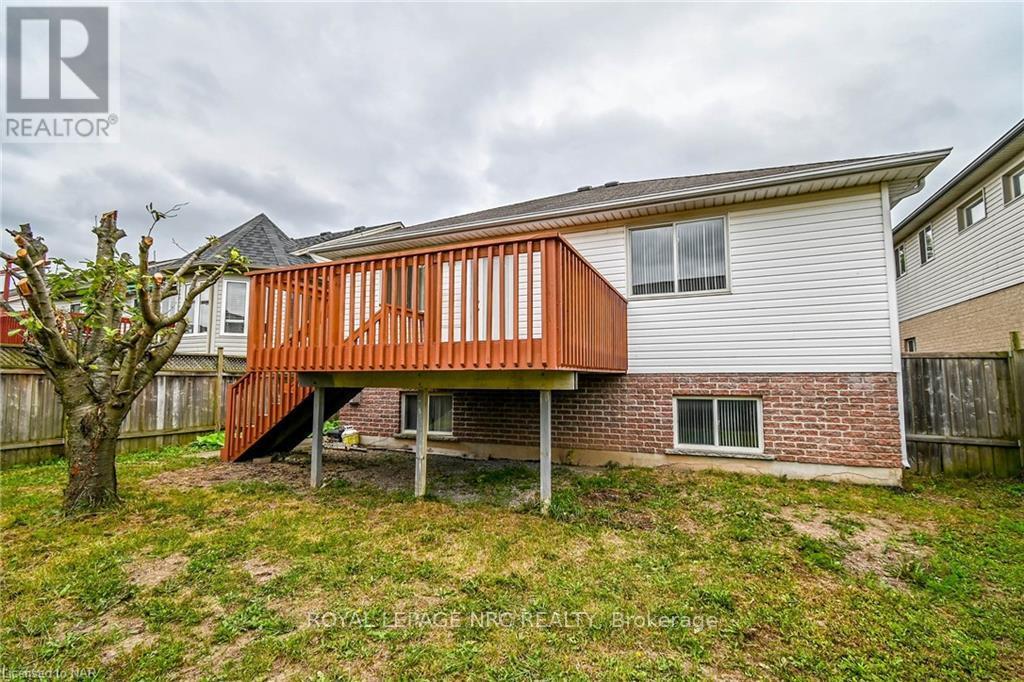 7005 Kelly Drive, Niagara Falls, Ontario  L2H 3J9 - Photo 11 - X13854472