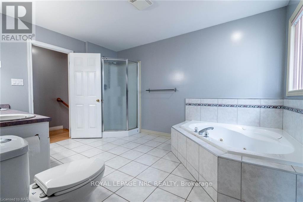 7005 Kelly Drive, Niagara Falls, Ontario  L2H 3J9 - Photo 19 - X13854472