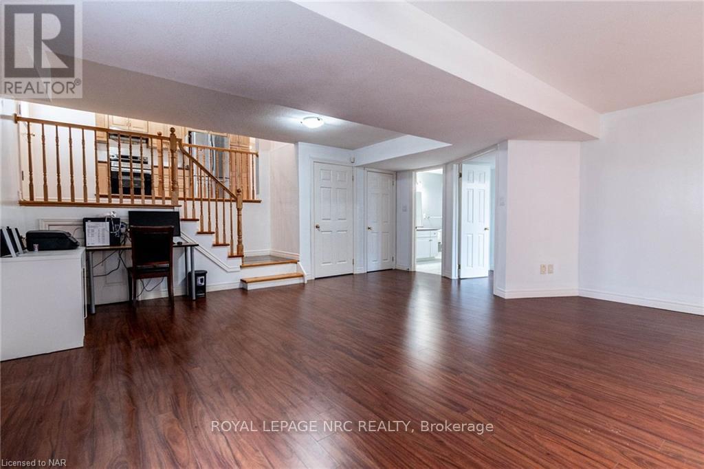7005 Kelly Drive, Niagara Falls, Ontario  L2H 3J9 - Photo 32 - X13854472