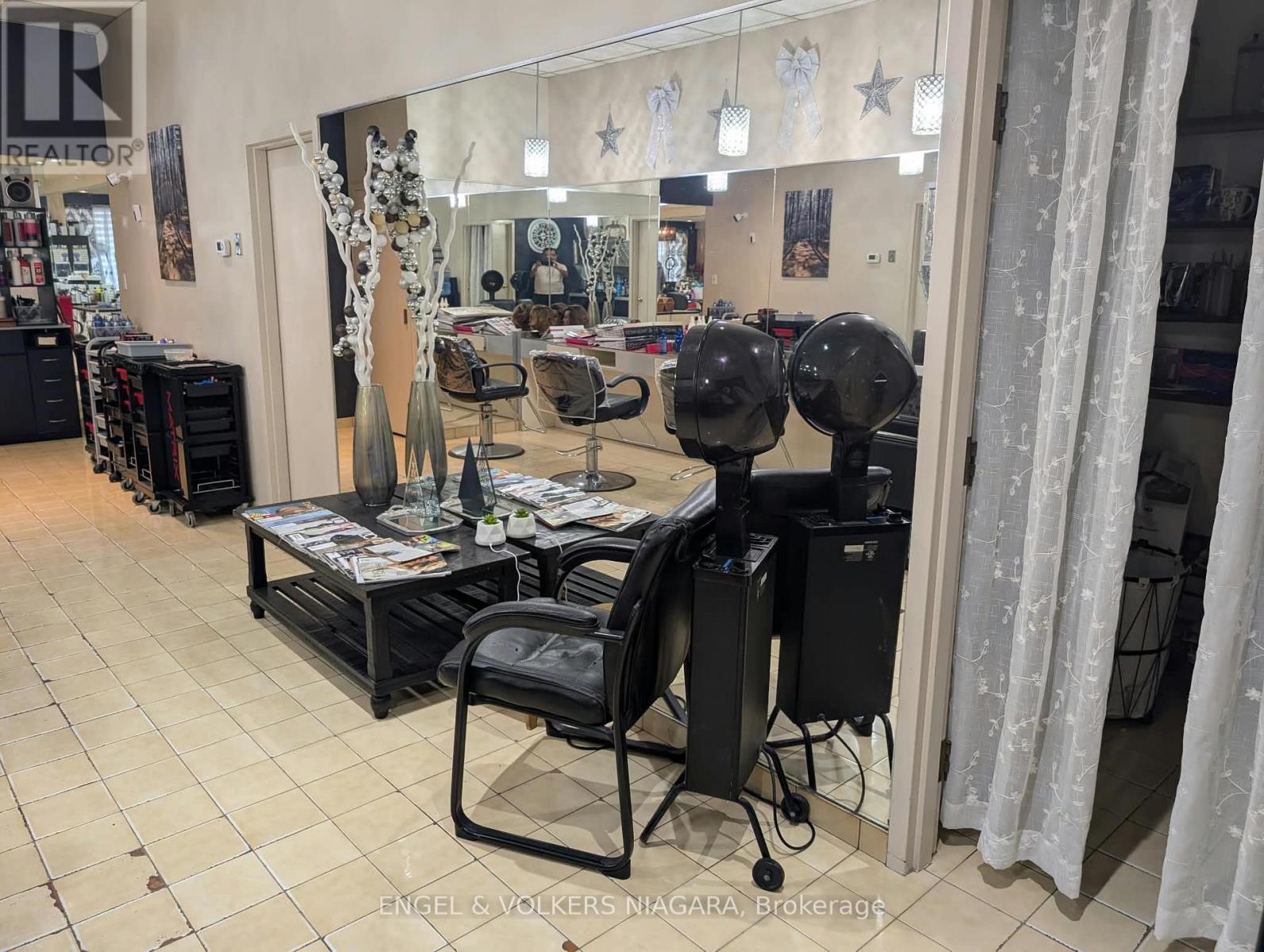 Unit C - 3477 Portage Road, Niagara Falls, Ontario  L2J 2K5 - Photo 5 - X13854712