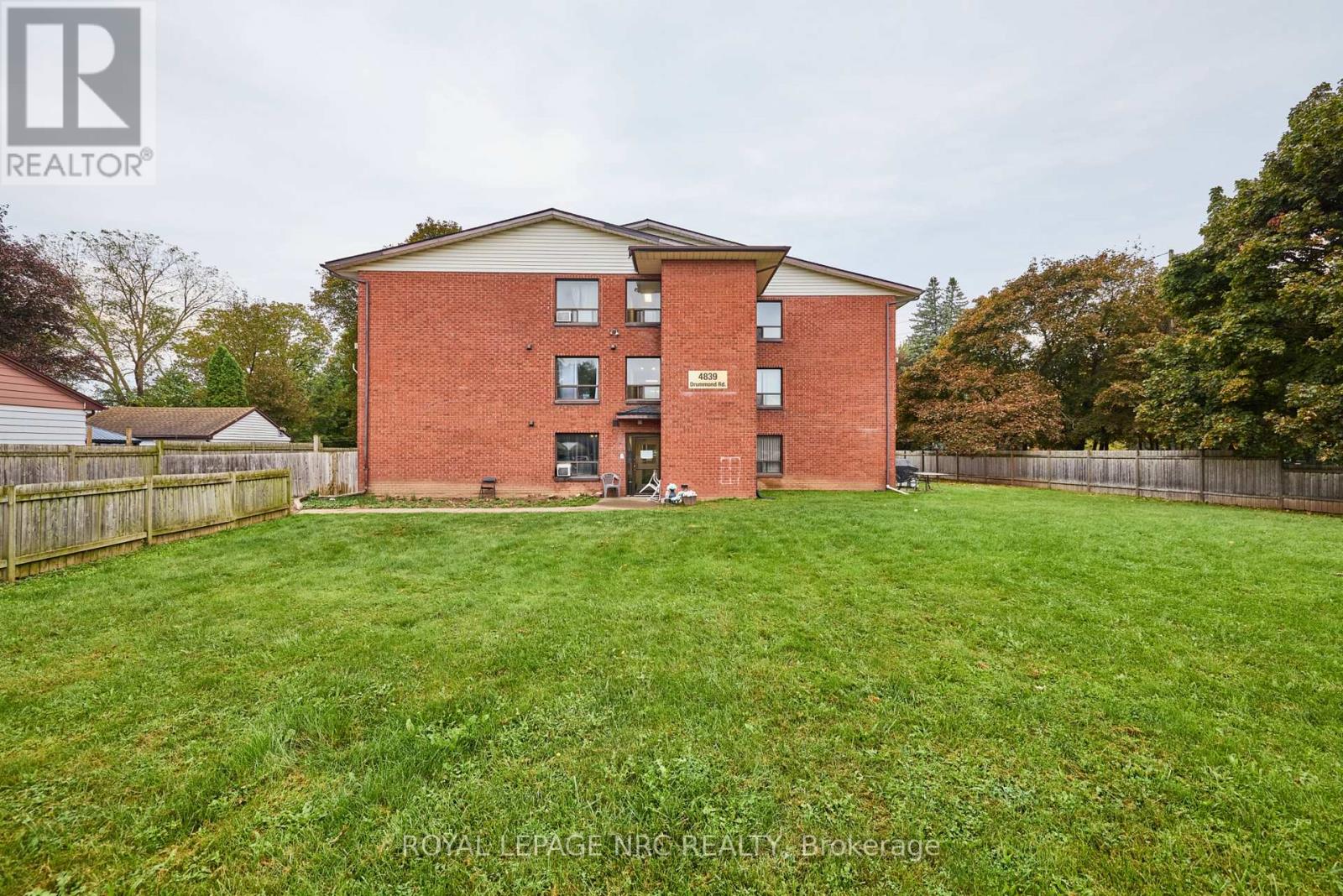 11 - 4839 Drummond Road, Niagara Falls, Ontario  L2E 6E2 - Photo 3 - X13854904