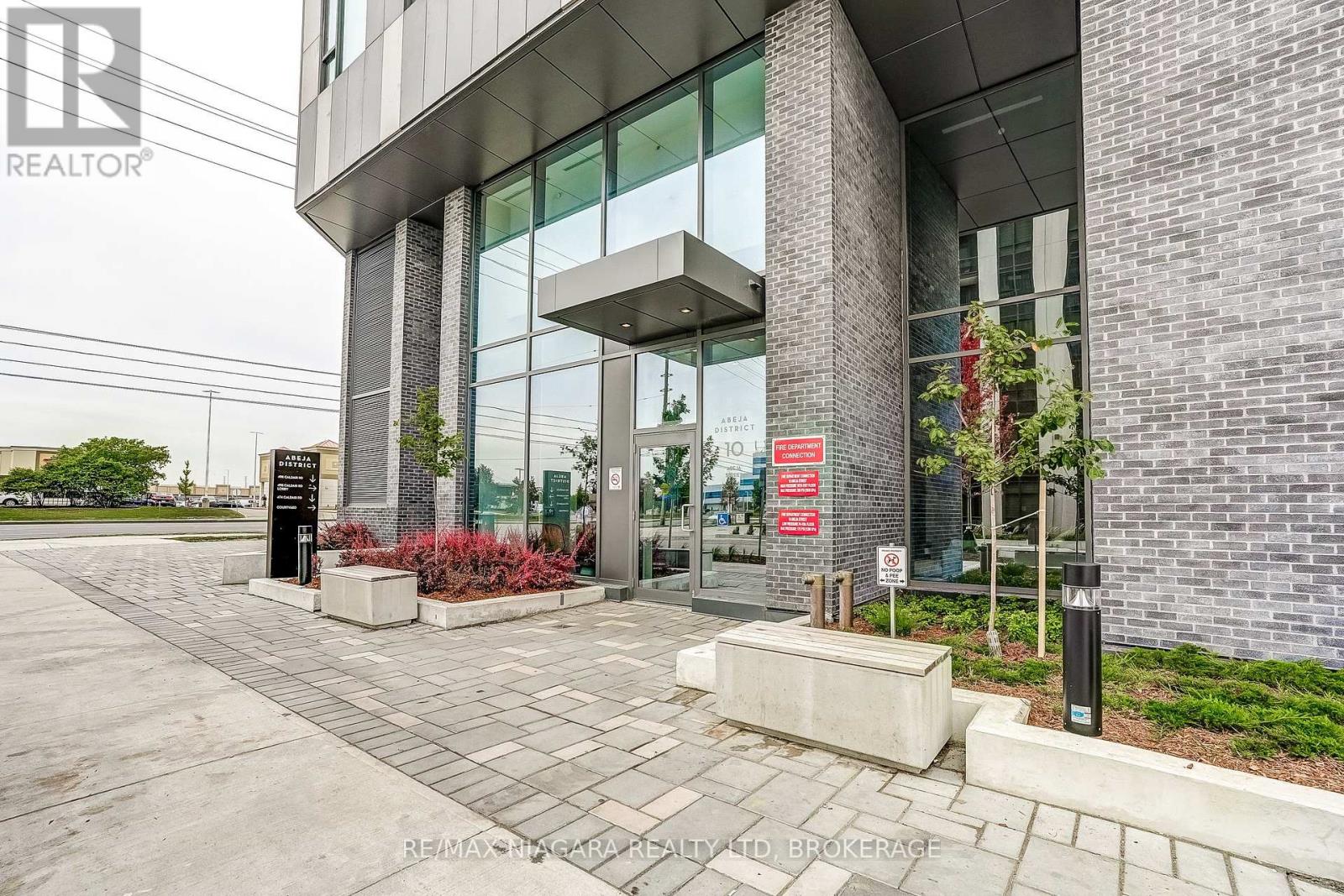 1419 - 10 Abeja Street, Vaughan, Ontario  L4K 0R4 - Photo 3 - N13855068