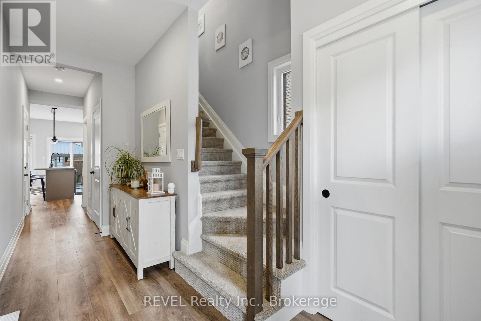 11 Lymburner Street, Pelham, Ontario  L0S 1E6 - Photo 3 - X13855192