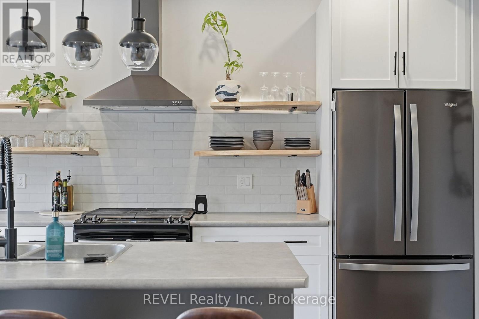 11 Lymburner Street, Pelham, Ontario  L0S 1E6 - Photo 8 - X13855192