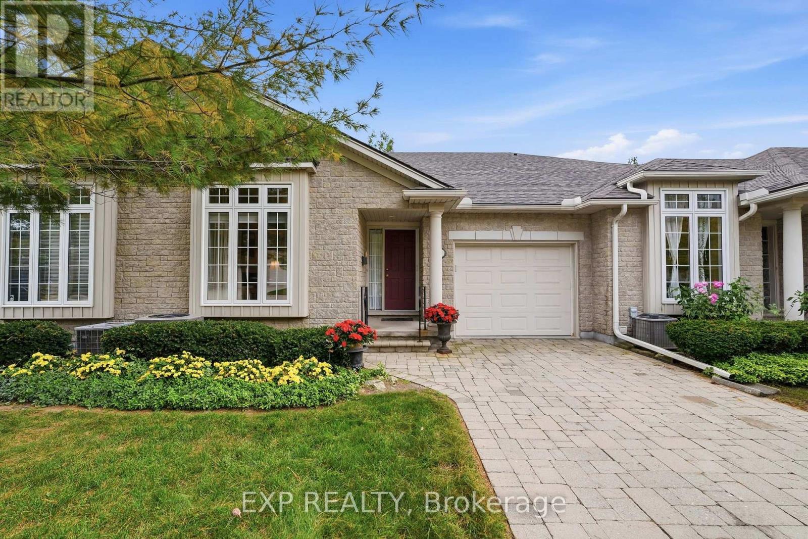 22 - 3241 Montrose Road, Niagara Falls, Ontario  L2H 3L3 - Photo 2 - X13855464
