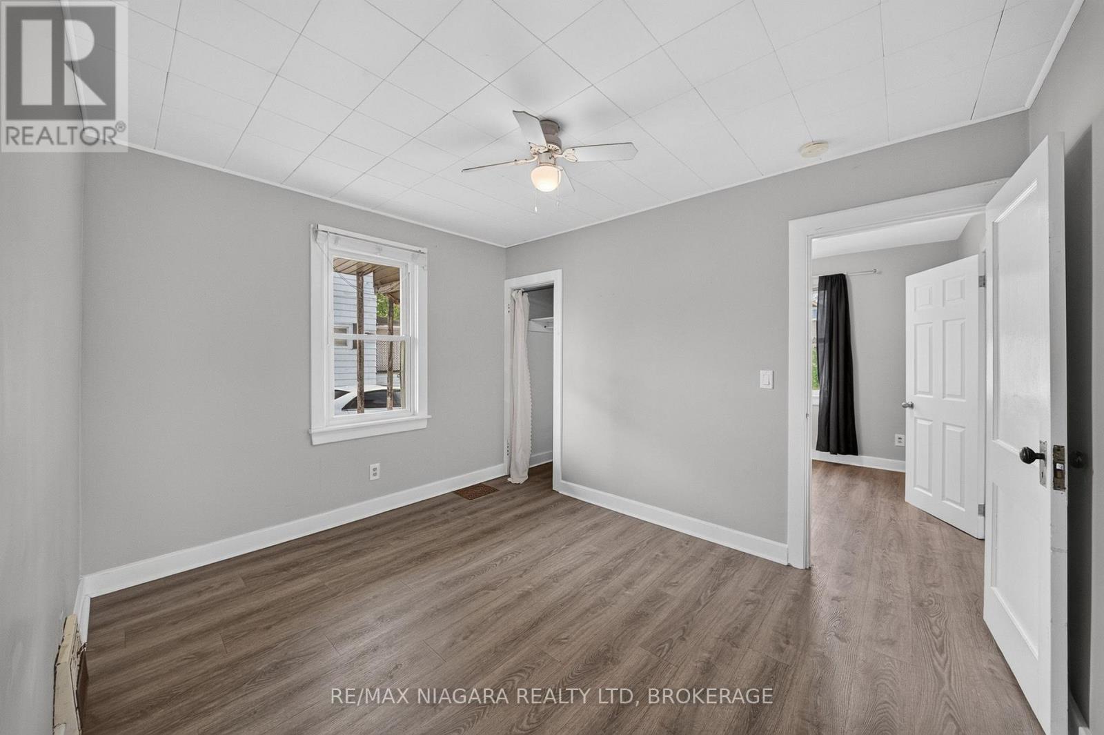 6520 Barker Street, Niagara Falls, Ontario  L2G 1Y7 - Photo 11 - X13855478