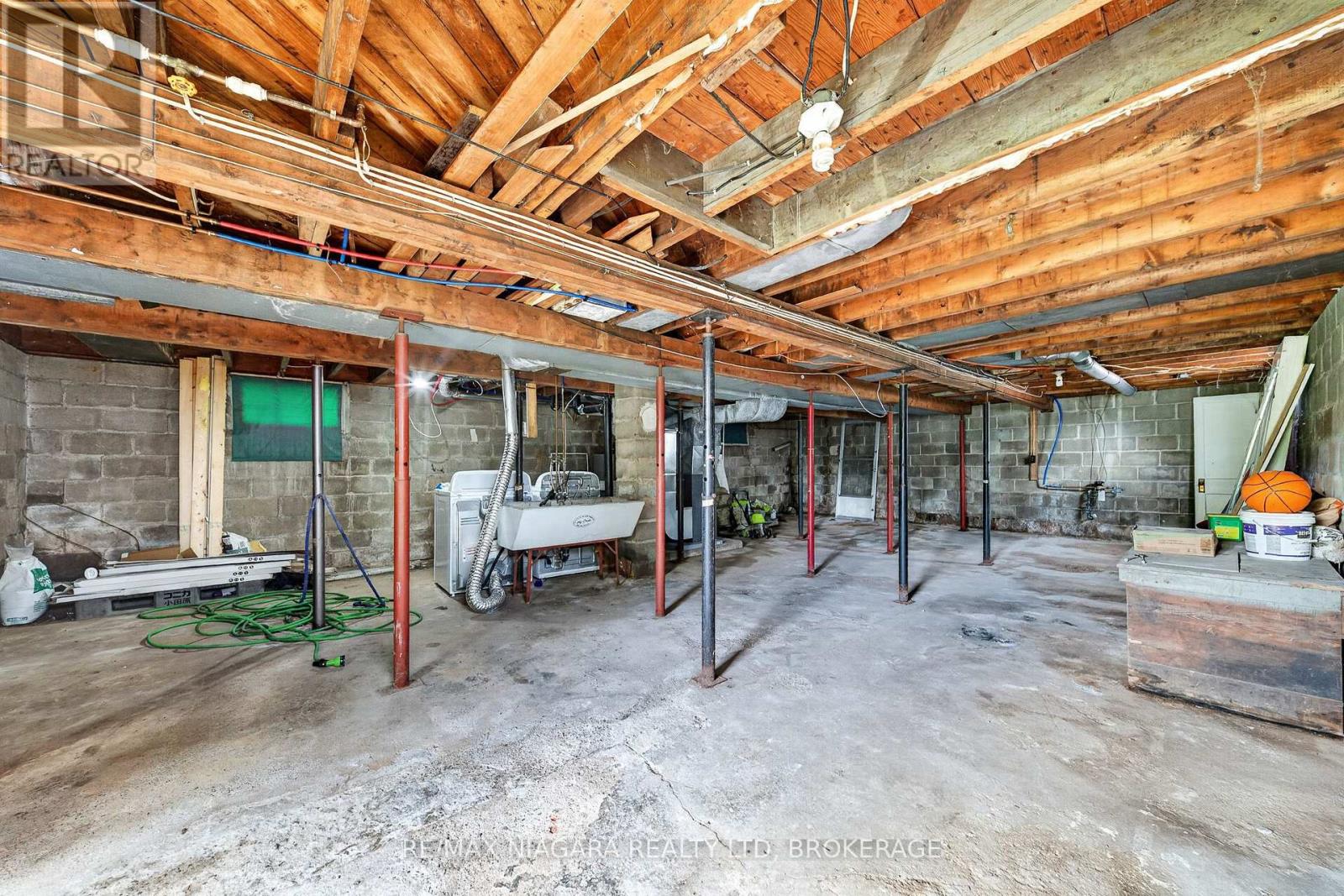 6520 Barker Street, Niagara Falls, Ontario  L2G 1Y7 - Photo 39 - X13855478
