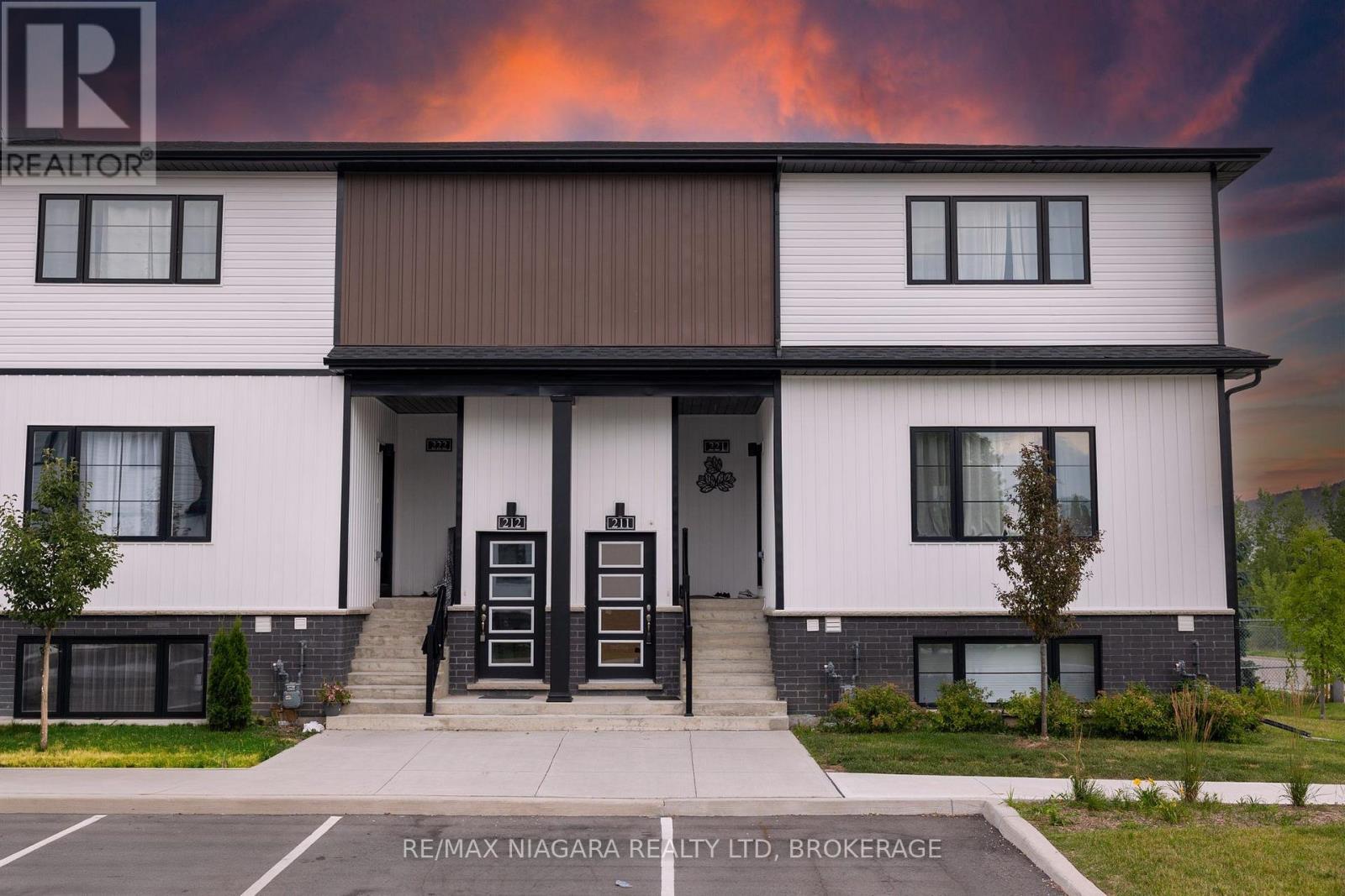 4263 FOURTH AVENUE, Niagara Falls, Ontario