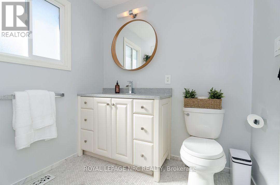 7979 Oakridge Drive, Niagara Falls, Ontario  L2H 2W1 - Photo 22 - X13856656