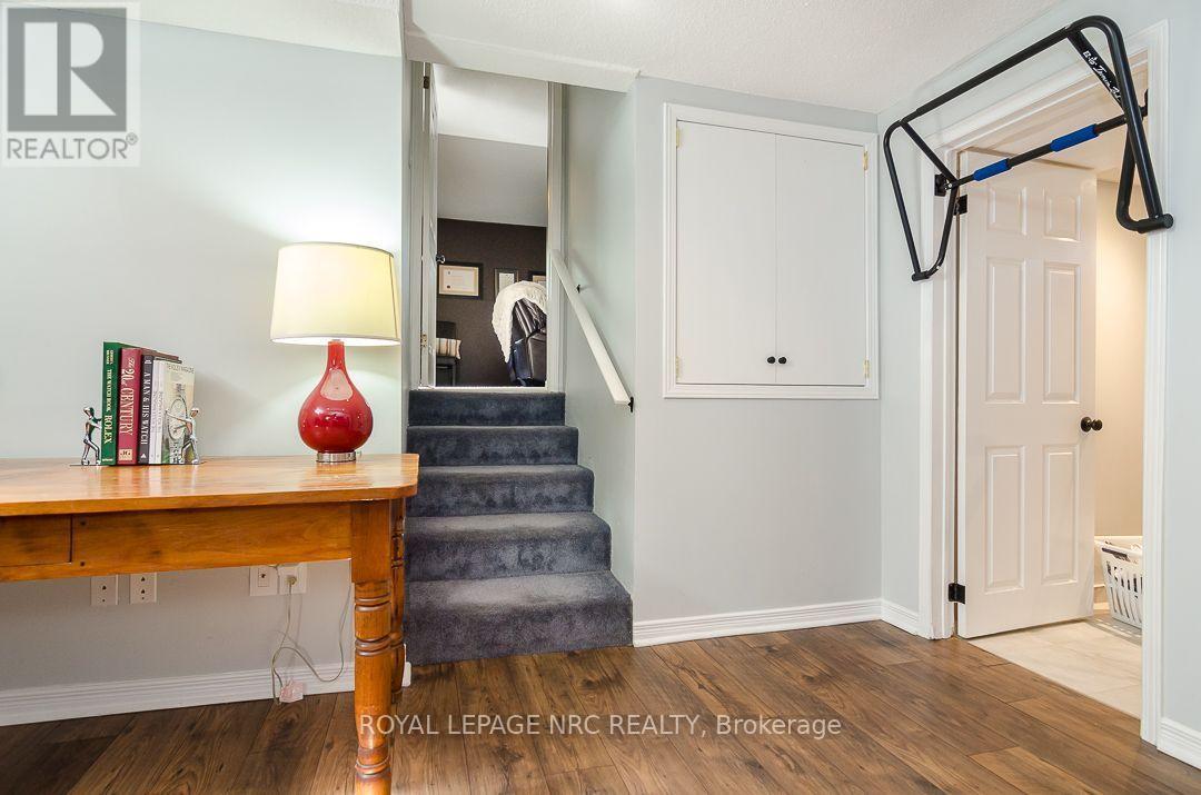 7979 Oakridge Drive, Niagara Falls, Ontario  L2H 2W1 - Photo 28 - X13856656