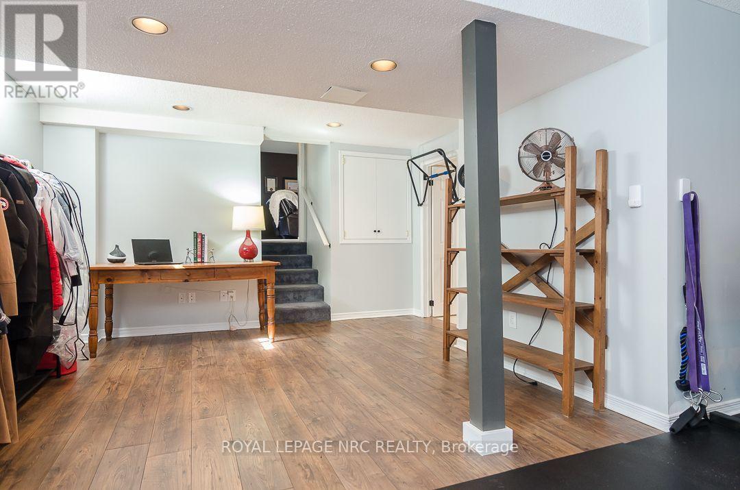 7979 Oakridge Drive, Niagara Falls, Ontario  L2H 2W1 - Photo 31 - X13856656