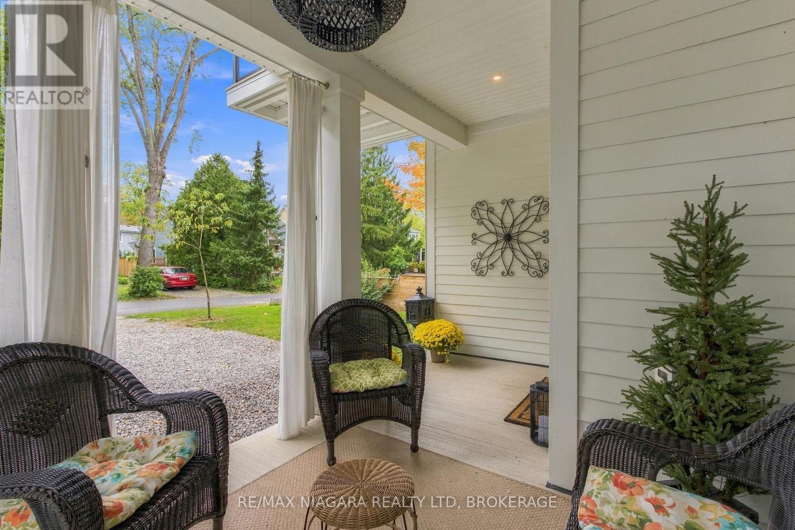 11 Wilberforce Avenue, Niagara-On-The-Lake, Ontario  L0S 1J0 - Photo 3 - X13856862