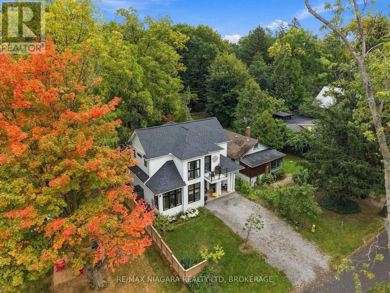 11 Wilberforce Avenue, Niagara-On-The-Lake, Ontario  L0S 1J0 - Photo 5 - X13856862