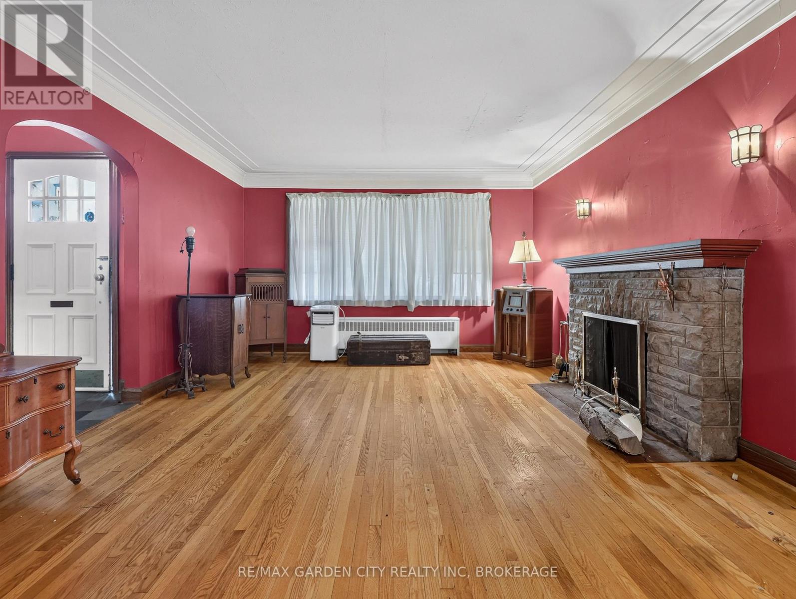 136 Highland Avenue, St. Catharines, Ontario  L2R 4J4 - Photo 14 - X13857504