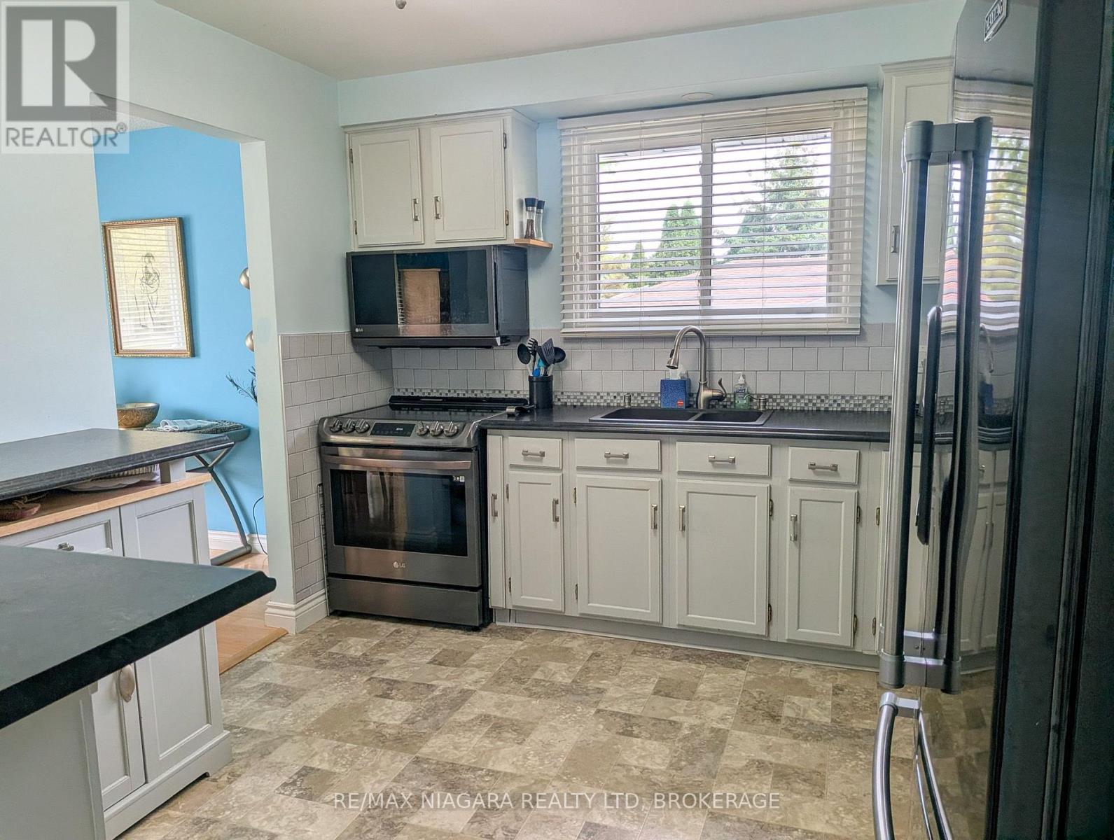 3170 Corry Crescent, Niagara Falls, Ontario  L2G 7G3 - Photo 7 - X13857784
