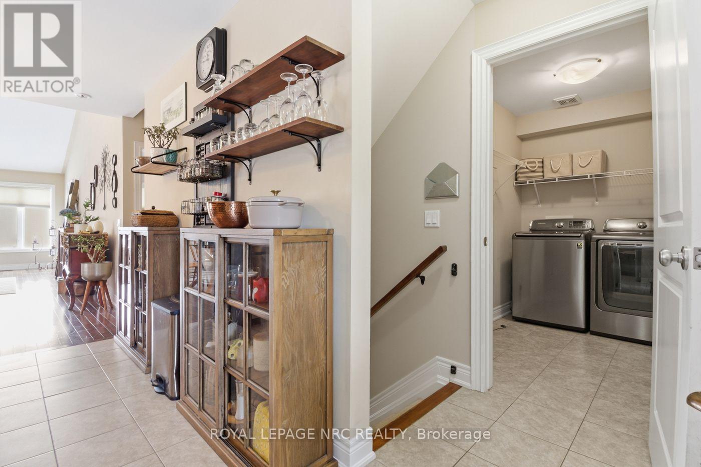 3945 Village Creek Drive, Fort Erie, Ontario  L0S 1S0 - Photo 4 - X13857844