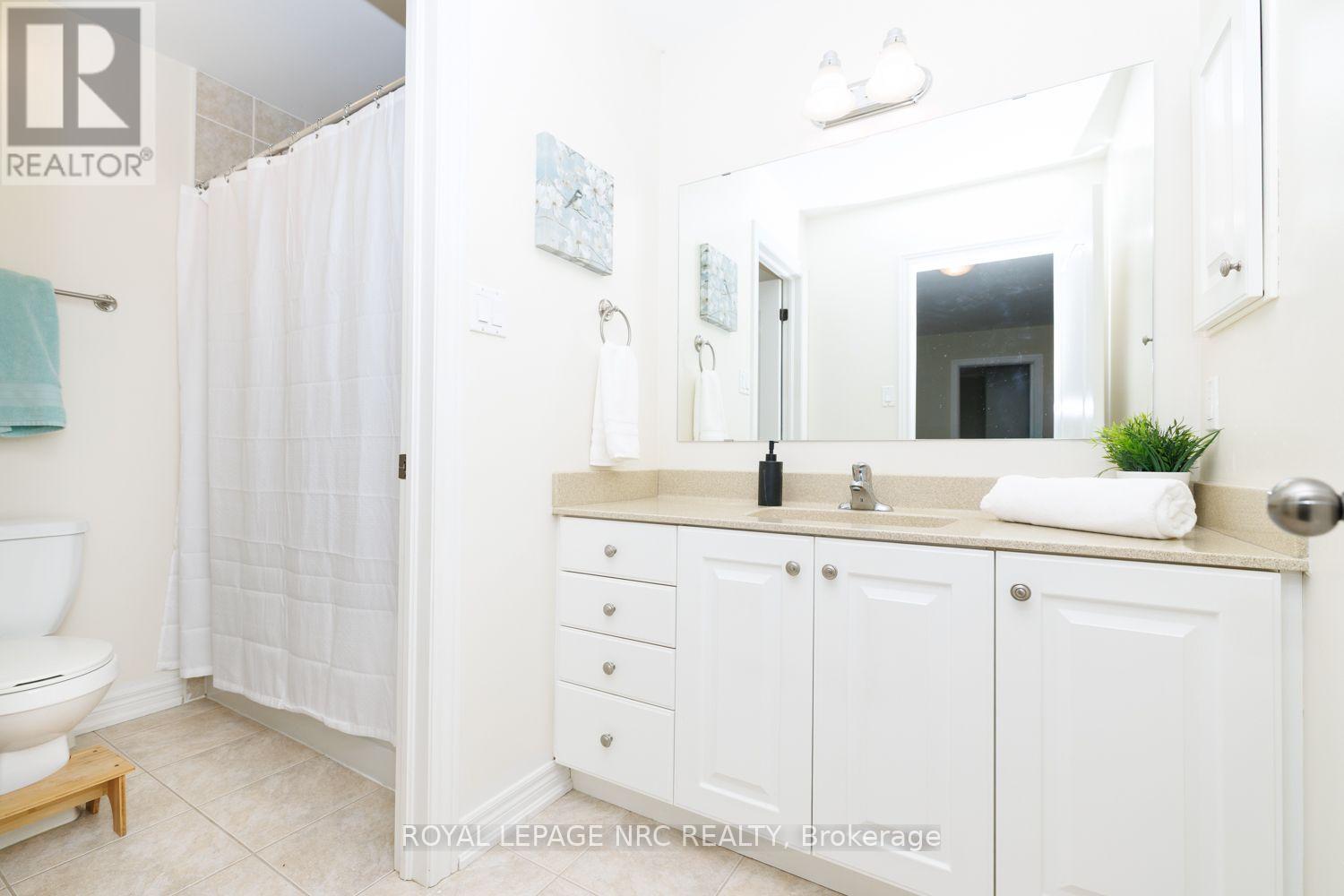 6430 St Michael Avenue, Niagara Falls, Ontario  L2H 0C5 - Photo 29 - X13857850