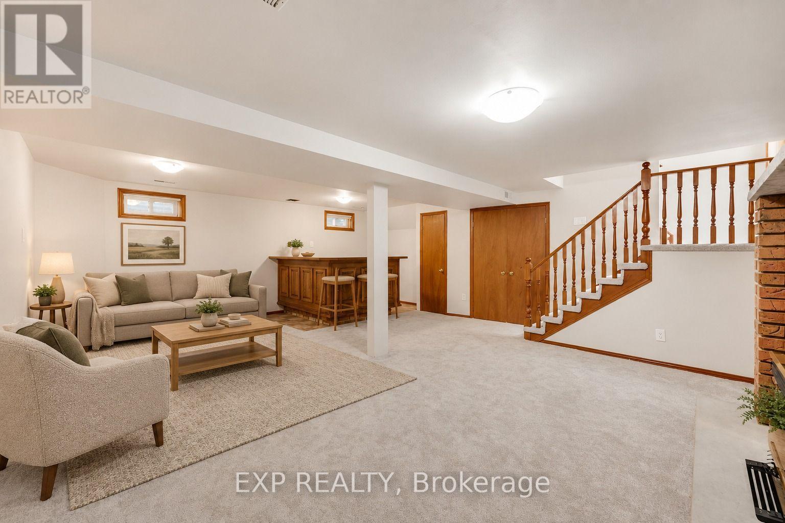 10 Donegel Place, Hamilton, Ontario  L9A 4Z6 - Photo 35 - X13858032