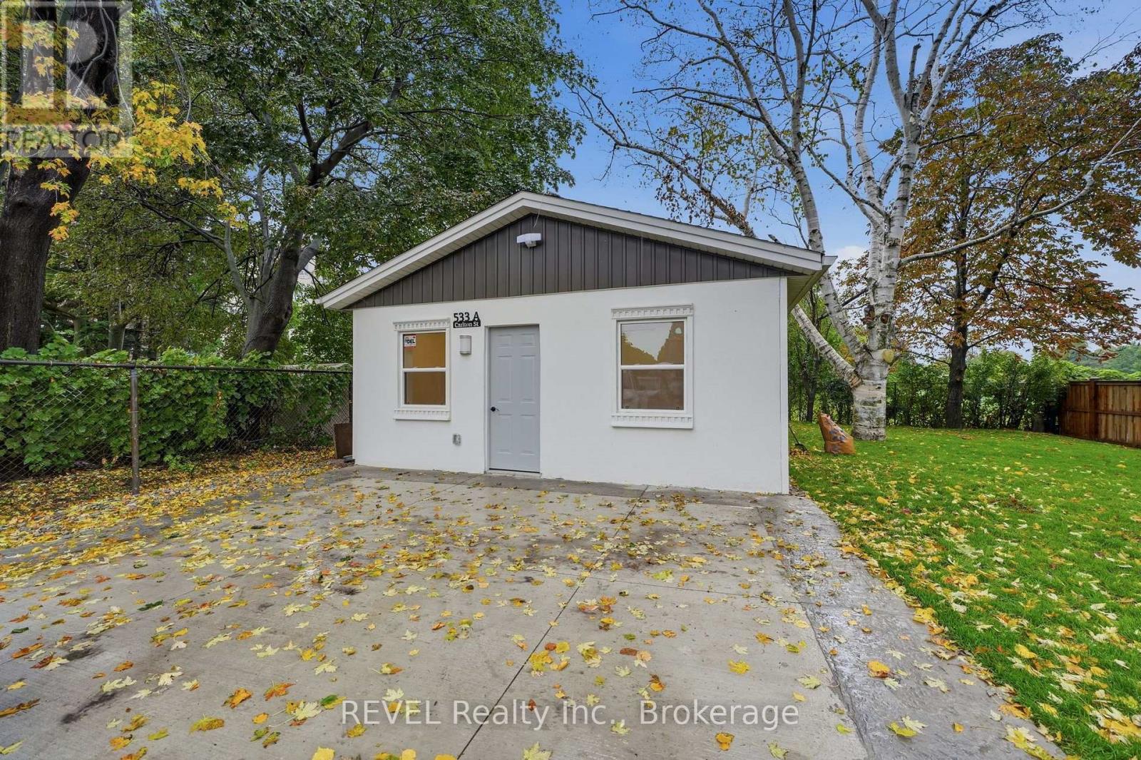 533A CARLTON STREET, St. Catharines, Ontario