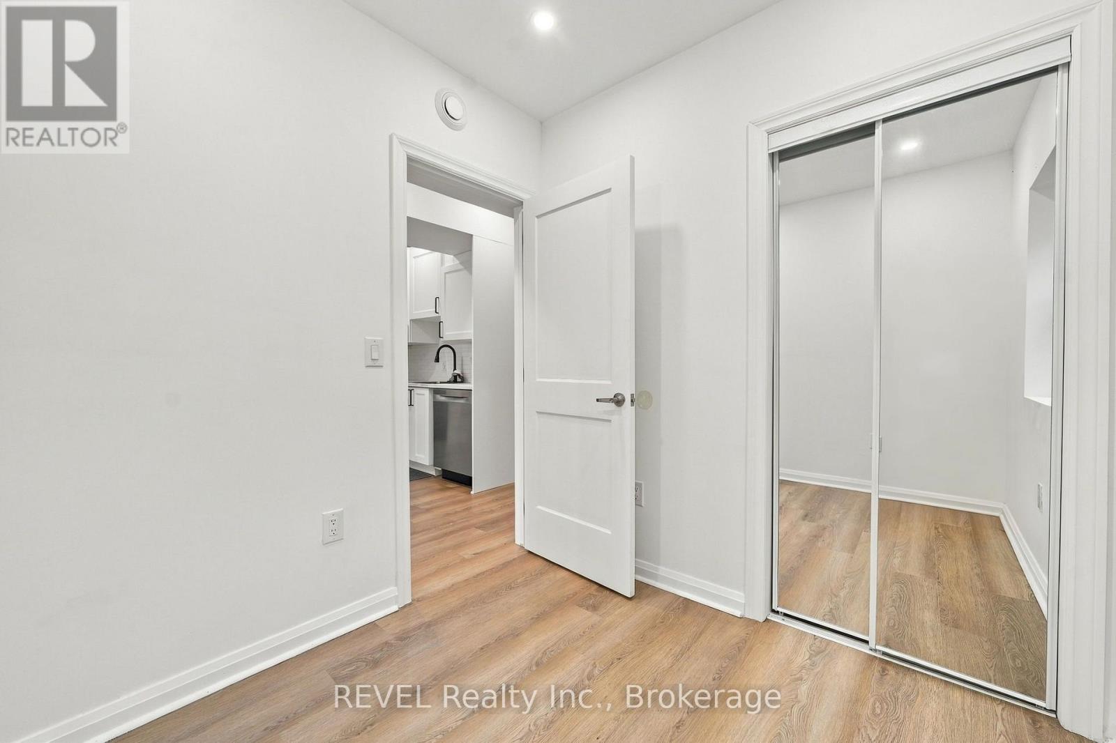 533a Carlton Street, St. Catharines, Ontario  L2M 4X6 - Photo 9 - X13858660