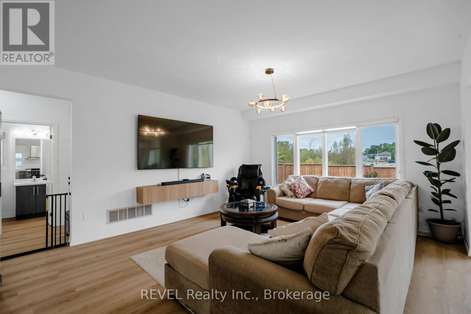 12 Westcott Road, Welland, Ontario  L3C 0K9 - Photo 11 - X13858682
