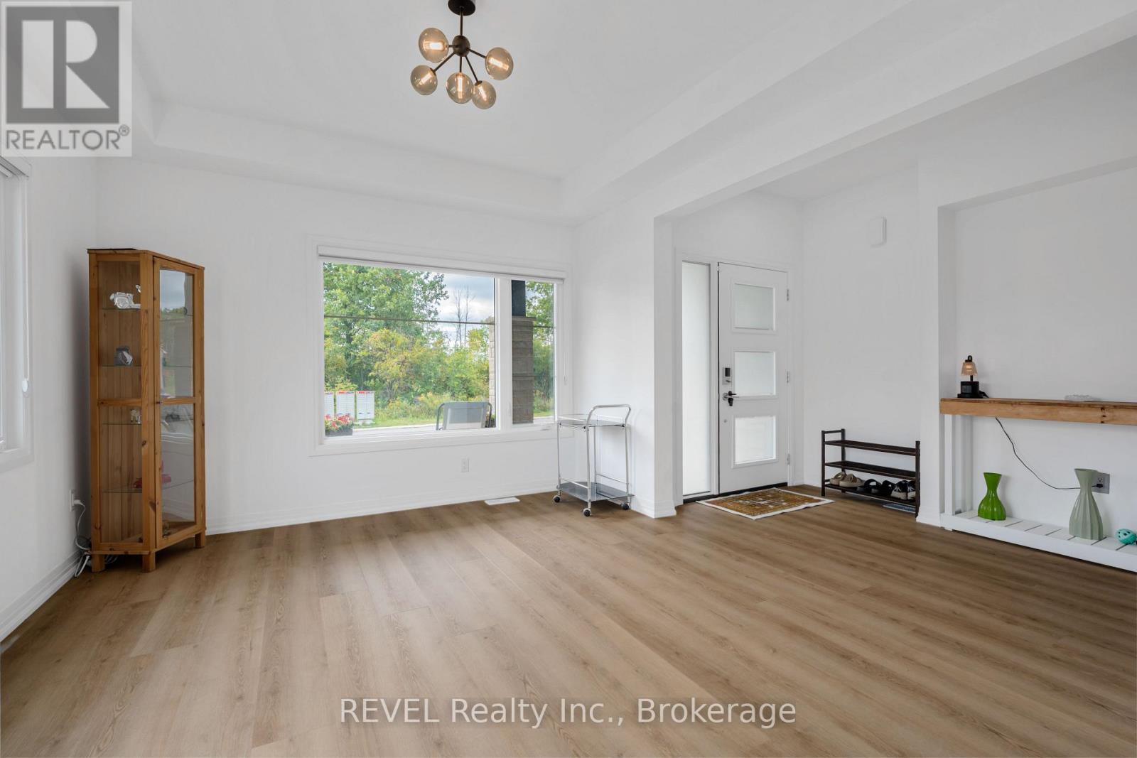 12 Westcott Road, Welland, Ontario  L3C 0K9 - Photo 7 - X13858682