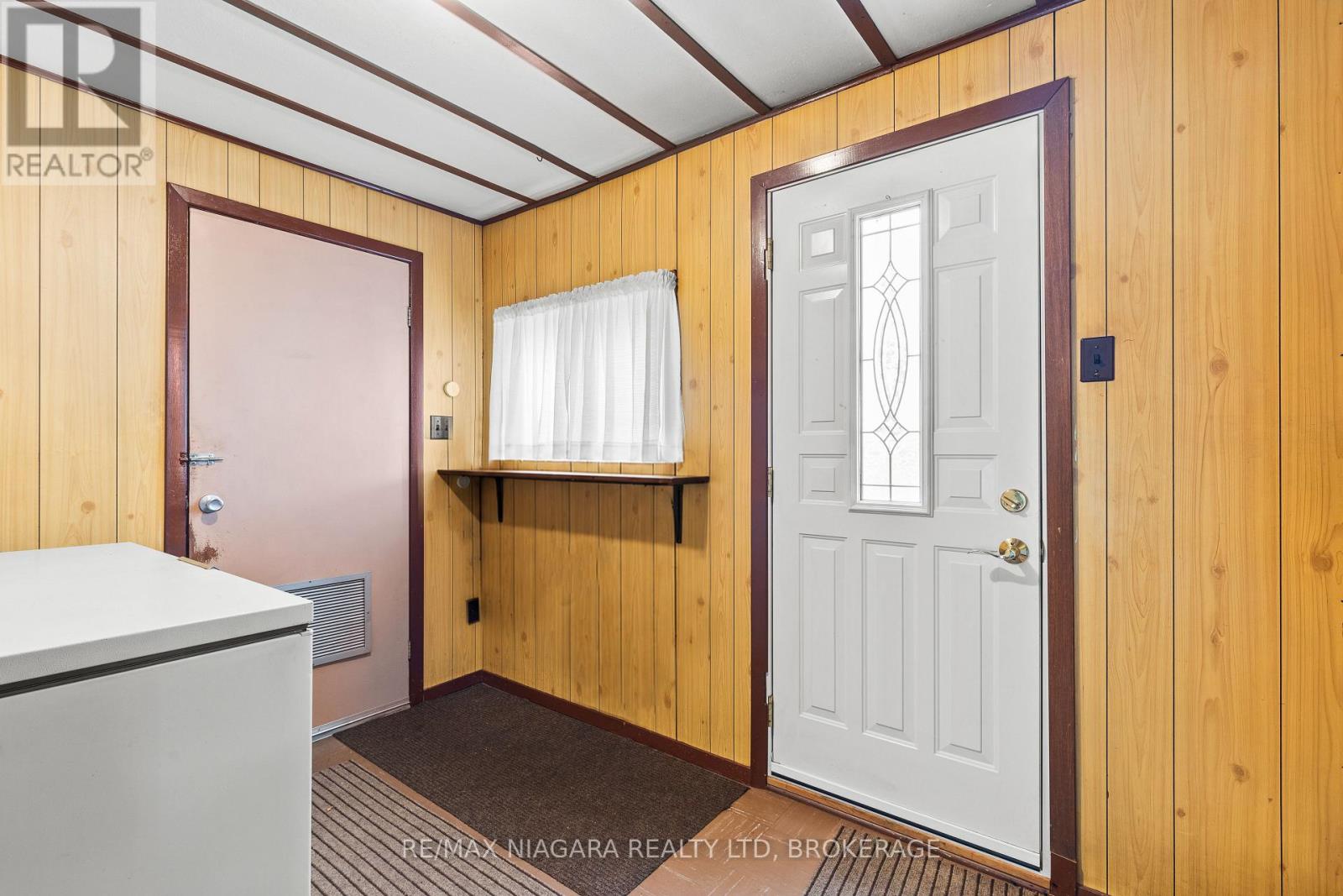2249 North Shore Drive, Haldimand, Ontario  N0A 1K0 - Photo 18 - X13858816