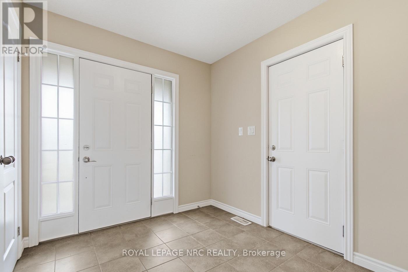 68 Abbott Place, Pelham, Ontario  L3E 0T1 - Photo 5 - X13858964