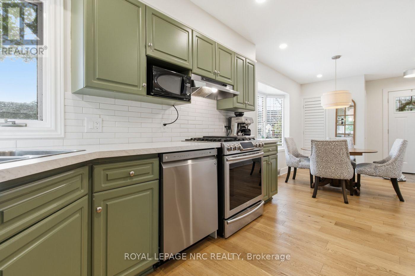 17 Winston Road, St. Catharines, Ontario  L2M 4R1 - Photo 14 - X13859406