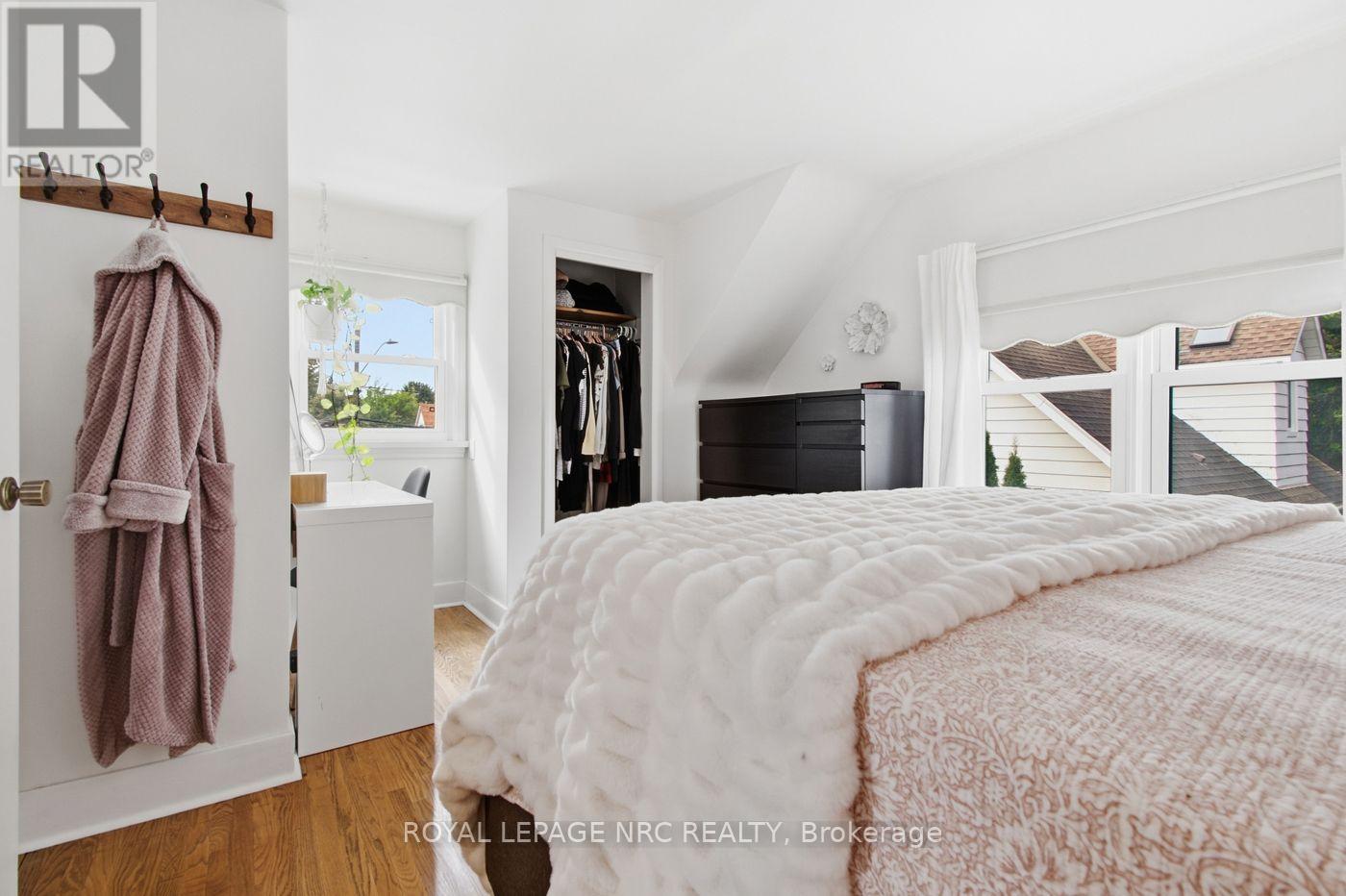 17 Winston Road, St. Catharines, Ontario  L2M 4R1 - Photo 23 - X13859406