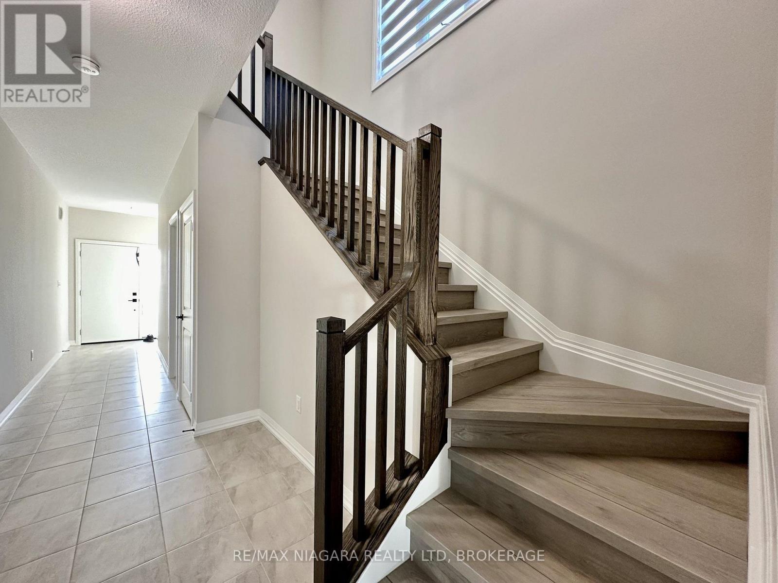 49 Saffron Way, Pelham, Ontario  L0S 1E1 - Photo 9 - X13859908