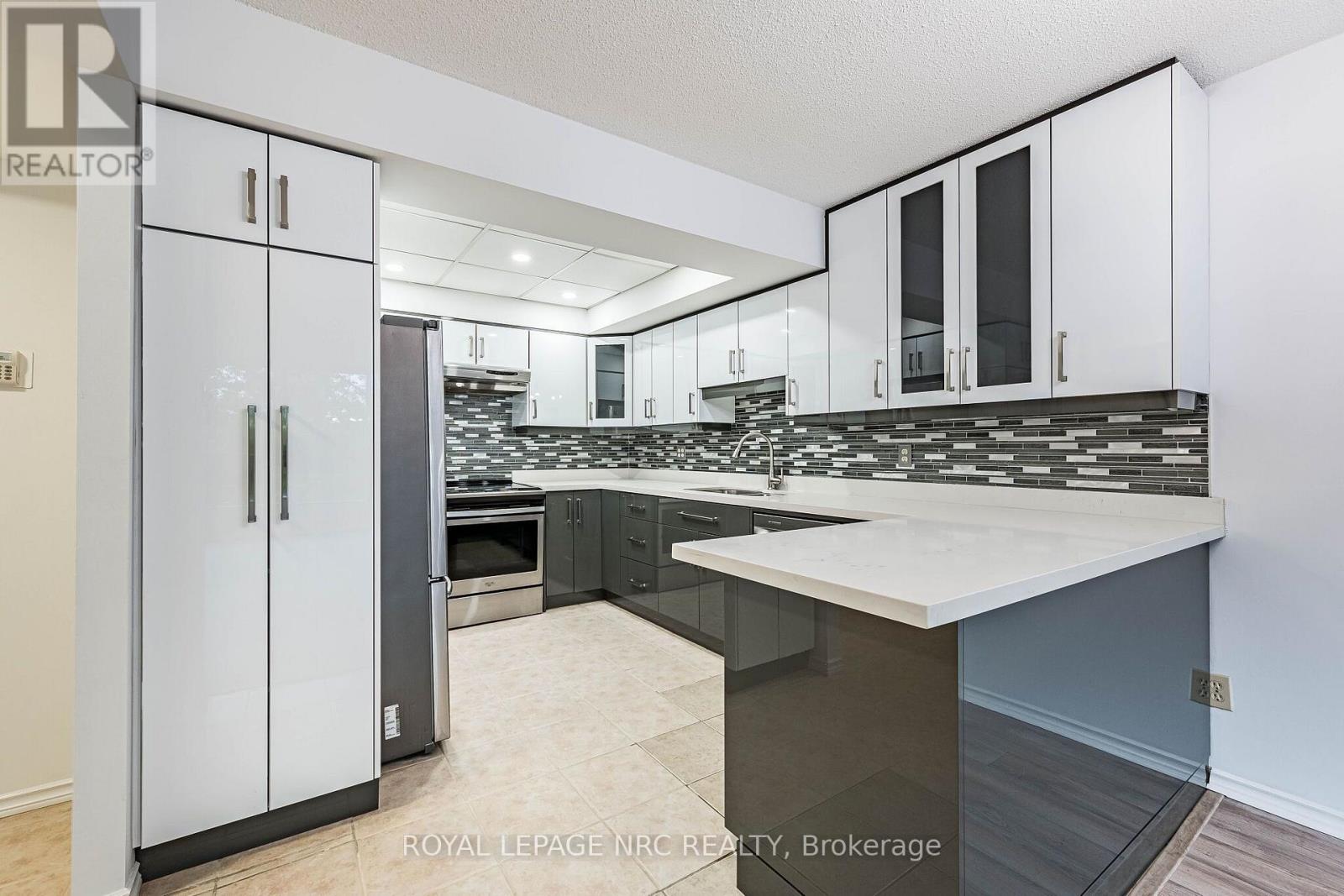 411 - 310 Mill Street S, Brampton, Ontario  L6Y 3B1 - Photo 12 - W13860412