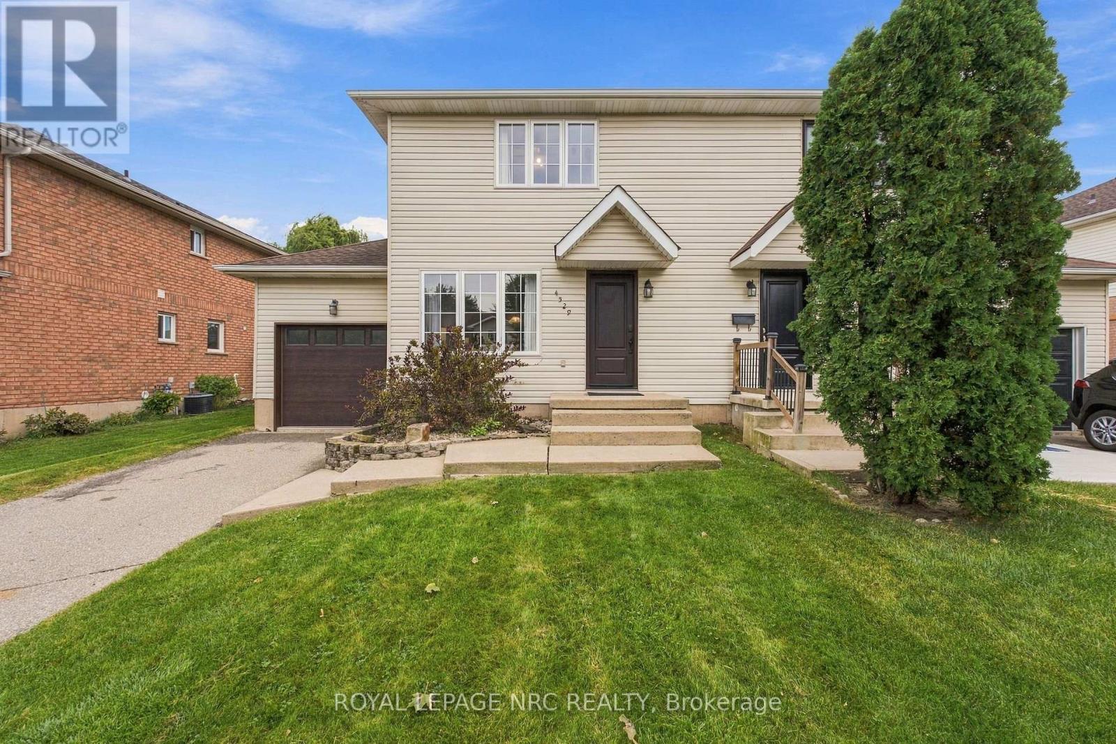 4529 Garden Gate Terrace, Lincoln, Ontario  L3J 0E6 - Photo 2 - X13860446