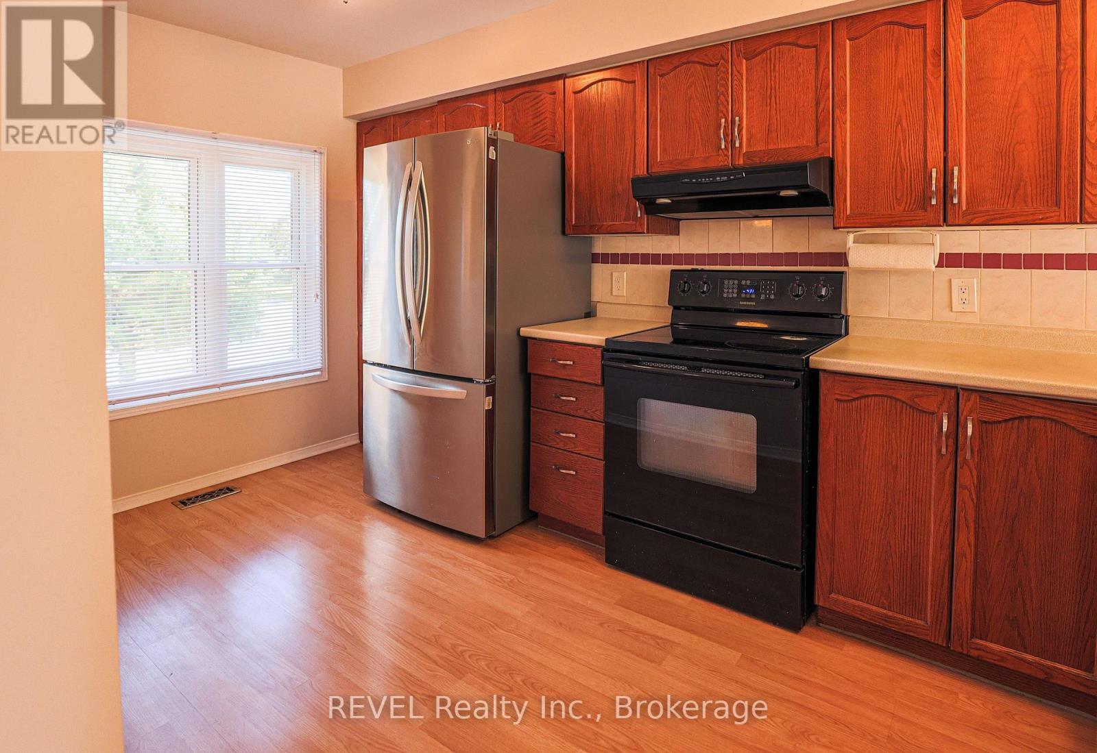 3 Jackson Court W, Welland, Ontario  L3C 7G2 - Photo 10 - X13860546