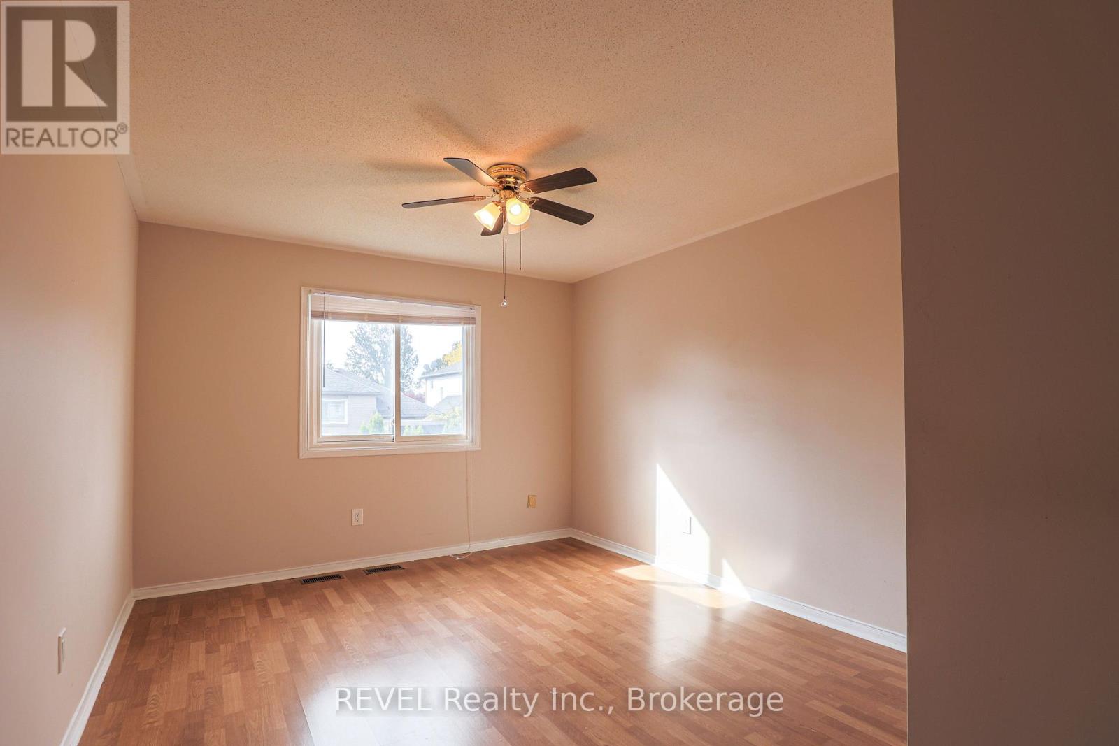 3 Jackson Court W, Welland, Ontario  L3C 7G2 - Photo 18 - X13860546