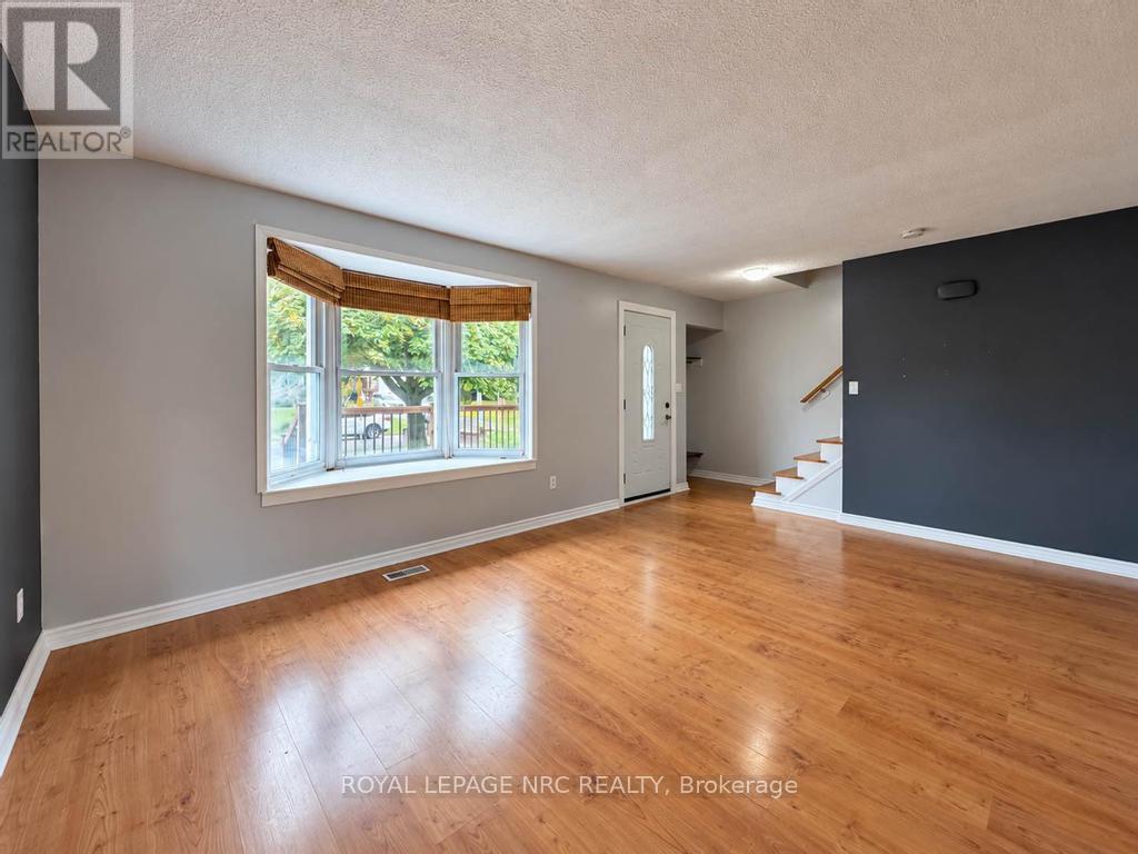 51 Stanmary Drive, St. Catharines, Ontario  L2N 5T6 - Photo 5 - X13861108