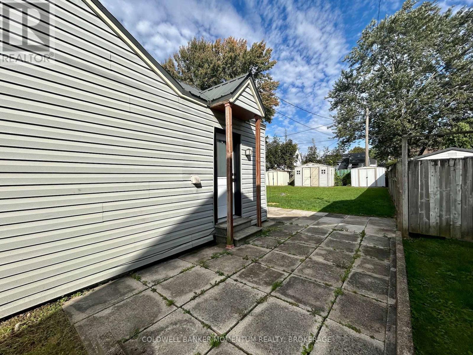 6333 Skinner Street, Niagara Falls, Ontario  L2G 2Y6 - Photo 3 - X13861244