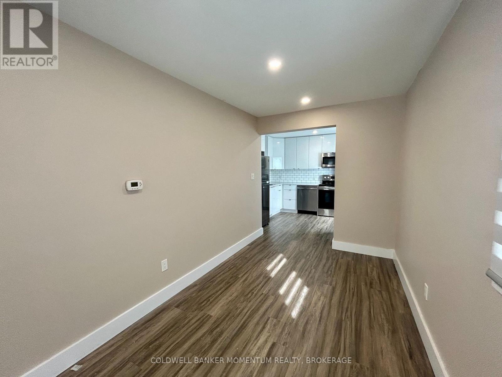 6333 Skinner Street, Niagara Falls, Ontario  L2G 2Y6 - Photo 9 - X13861244