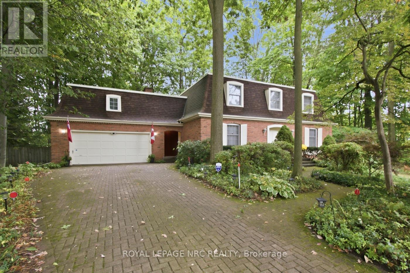 53 STELLA STREET, Pelham, Ontario