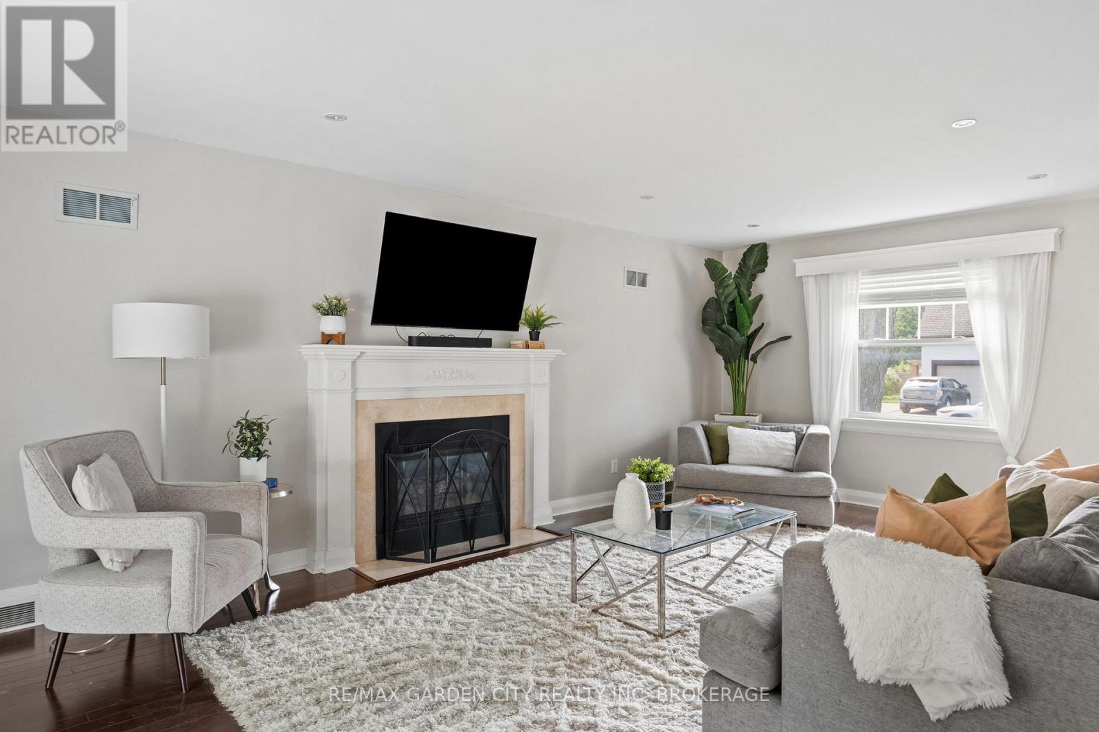 6751 Barker Street, Niagara Falls, Ontario  L2G 1Z1 - Photo 11 - X13861626