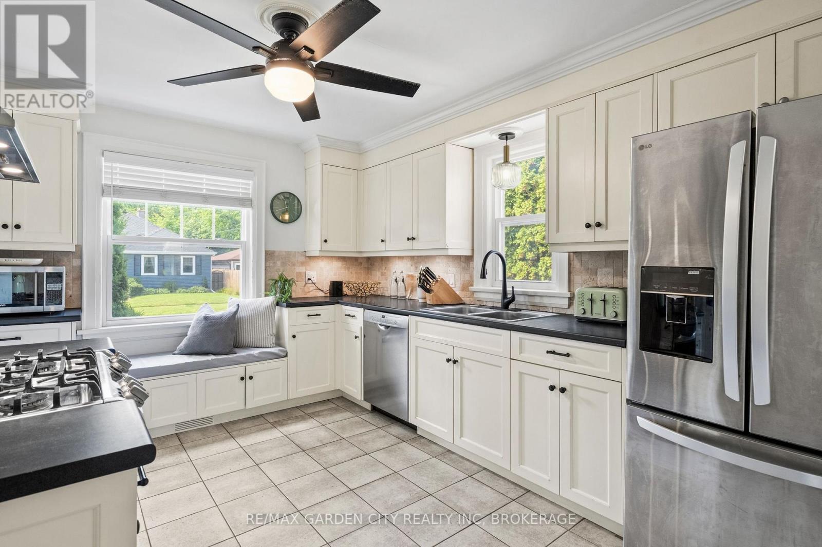 6751 Barker Street, Niagara Falls, Ontario  L2G 1Z1 - Photo 15 - X13861626