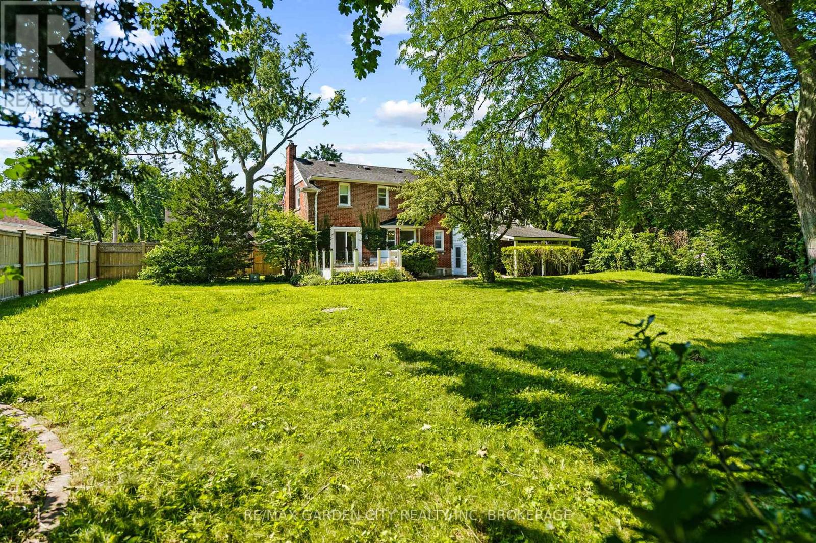 6751 Barker Street, Niagara Falls, Ontario  L2G 1Z1 - Photo 40 - X13861626