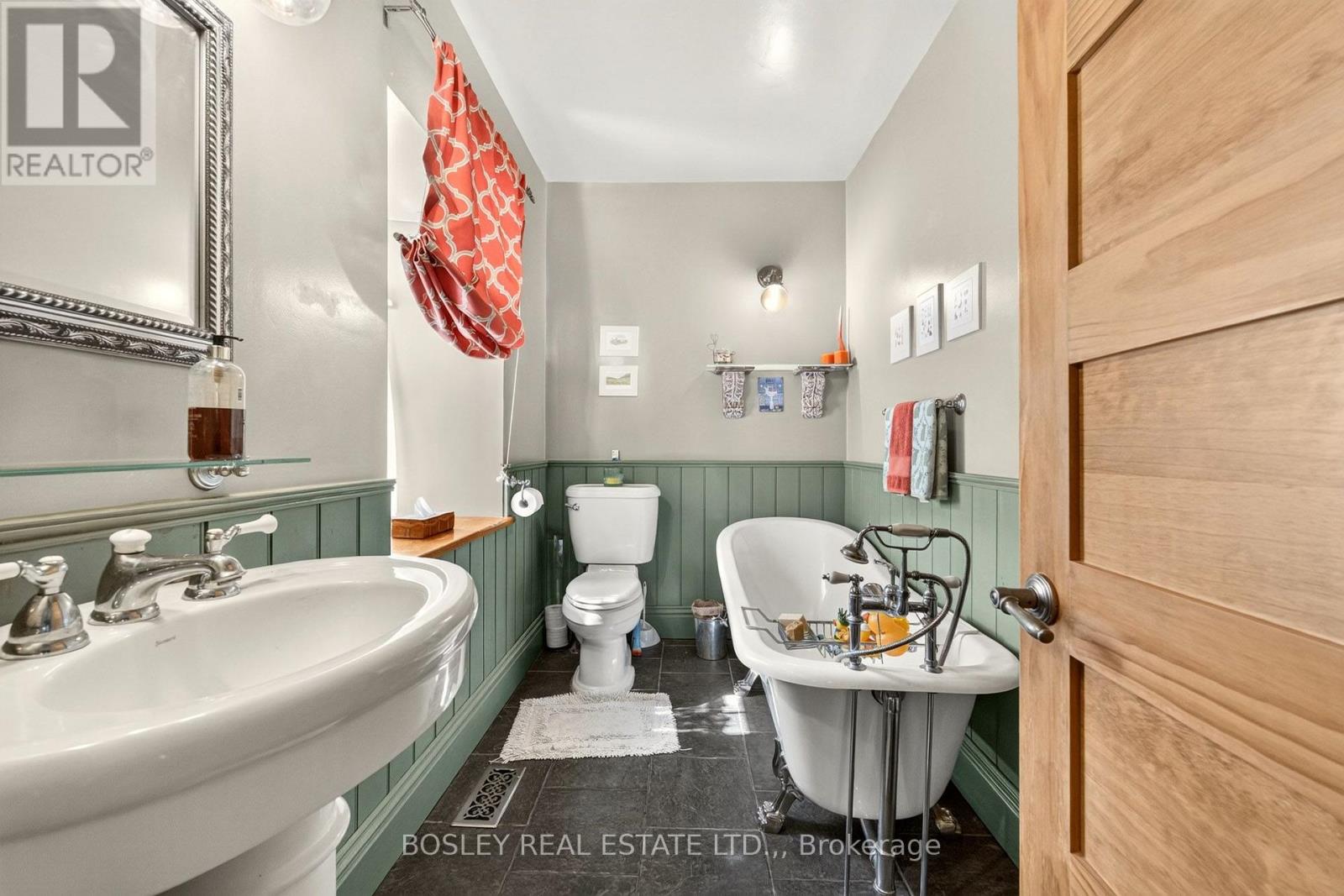 77 Bradley Street, St. Catharines, Ontario  L2T 1R5 - Photo 22 - X13861890