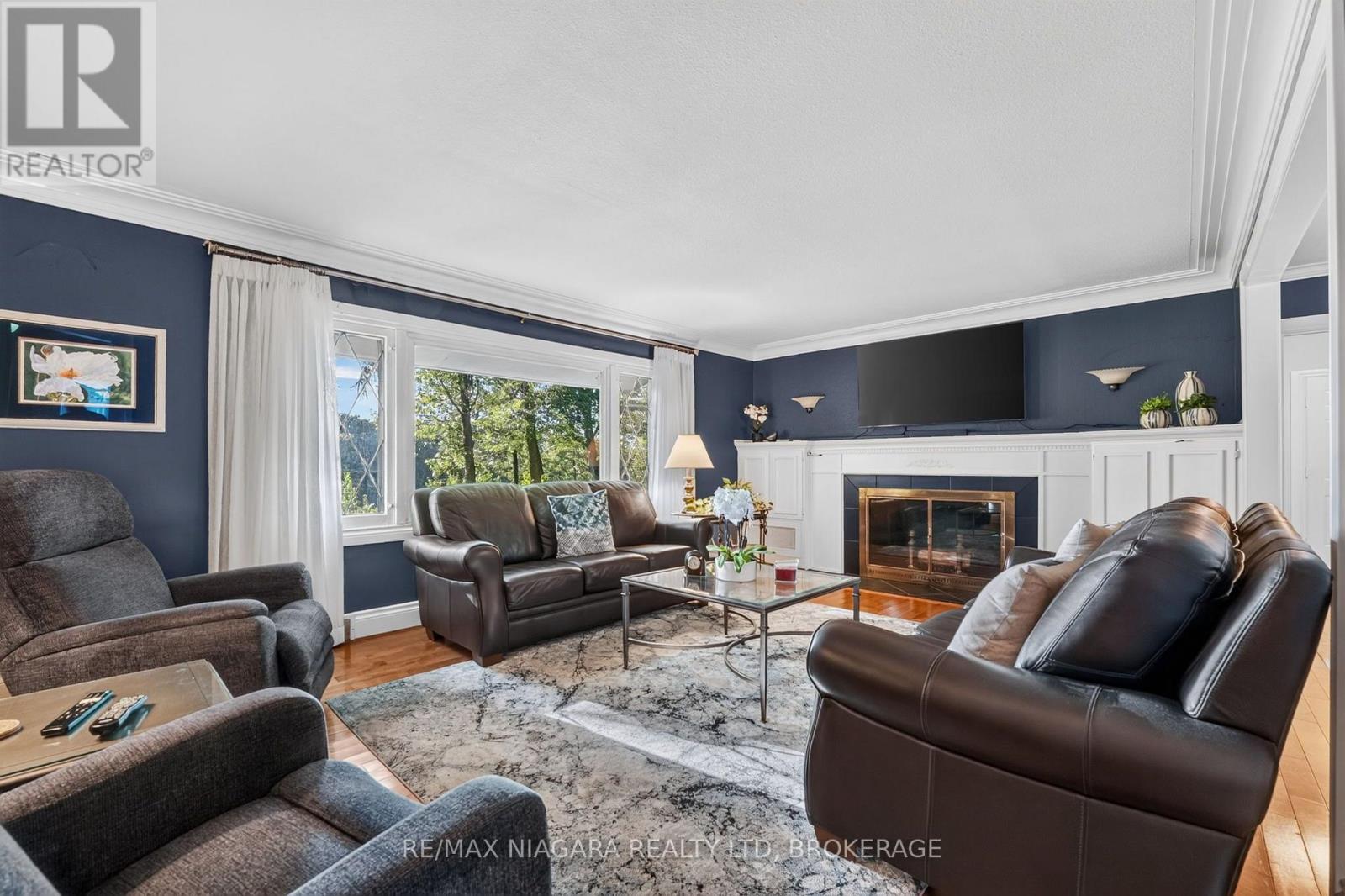 1577 Gregory Road, St. Catharines, Ontario  L2R 6P9 - Photo 19 - X13861942