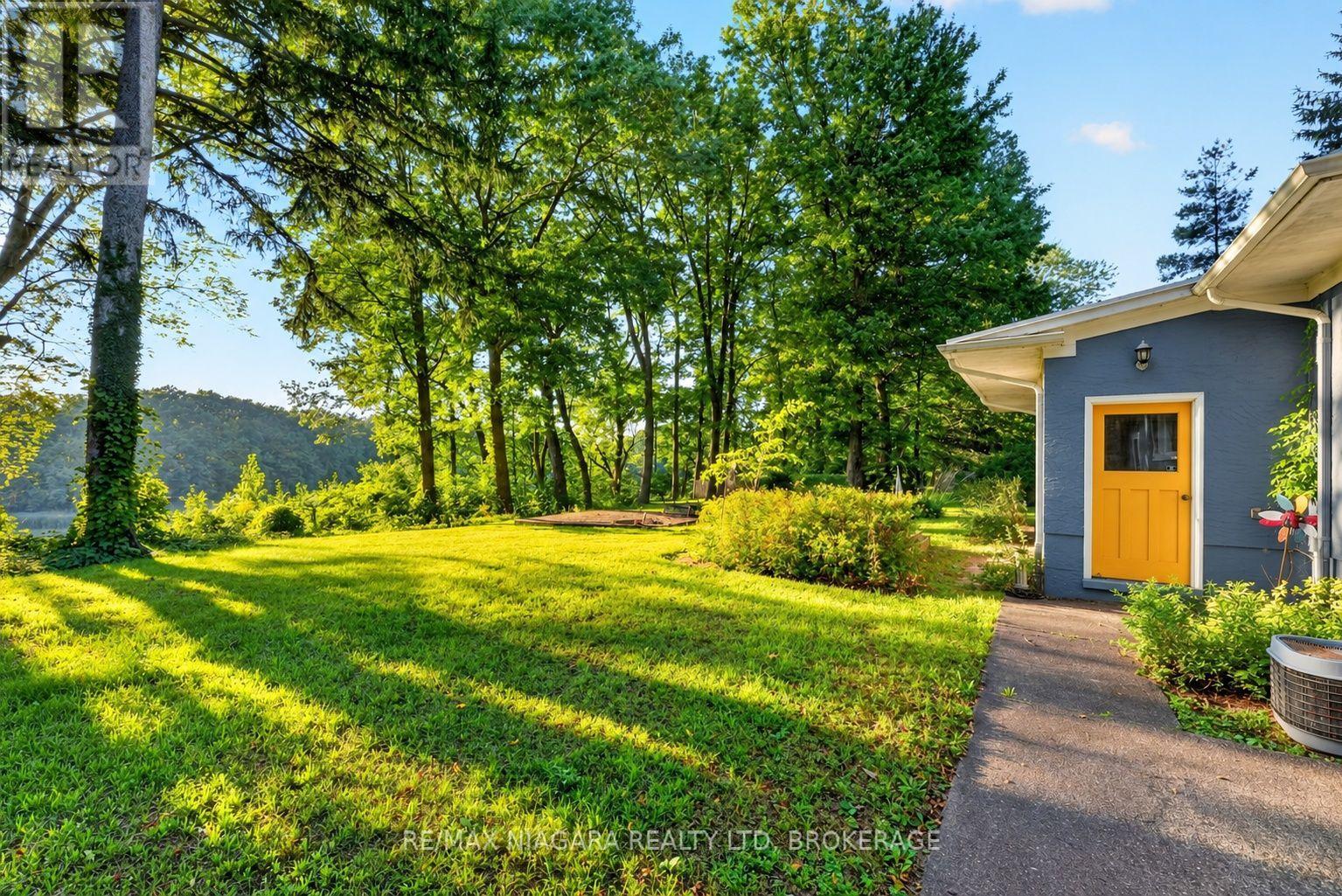 1577 Gregory Road, St. Catharines, Ontario  L2R 6P9 - Photo 40 - X13861942
