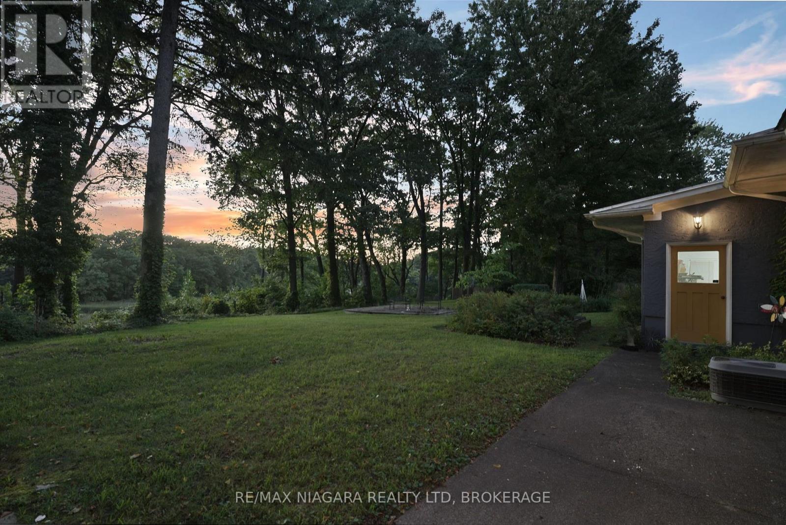 1577 Gregory Road, St. Catharines, Ontario  L2R 6P9 - Photo 50 - X13861942